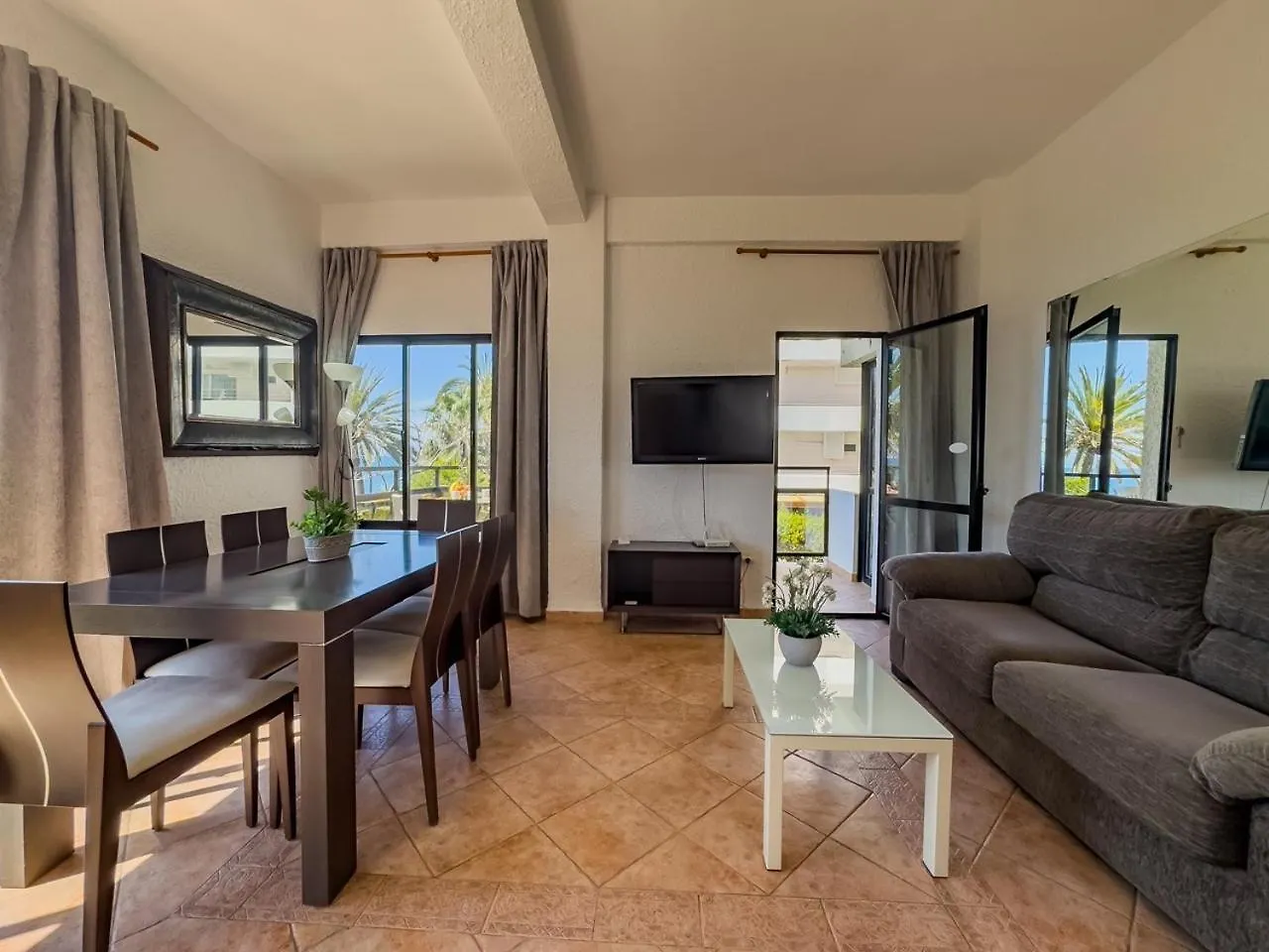 Skol 134 C - 1 Bedroom Marvellous Sea Views Marbella 0*,  Spain